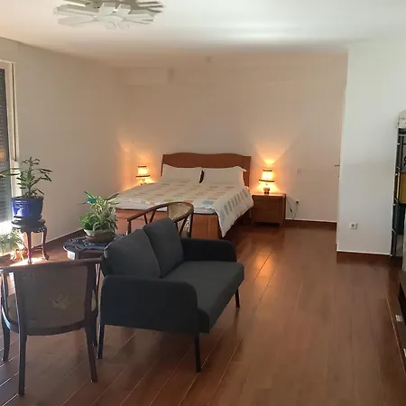 Sanhe Aparthotel